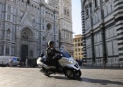 Piaggio MP3 Hybrid